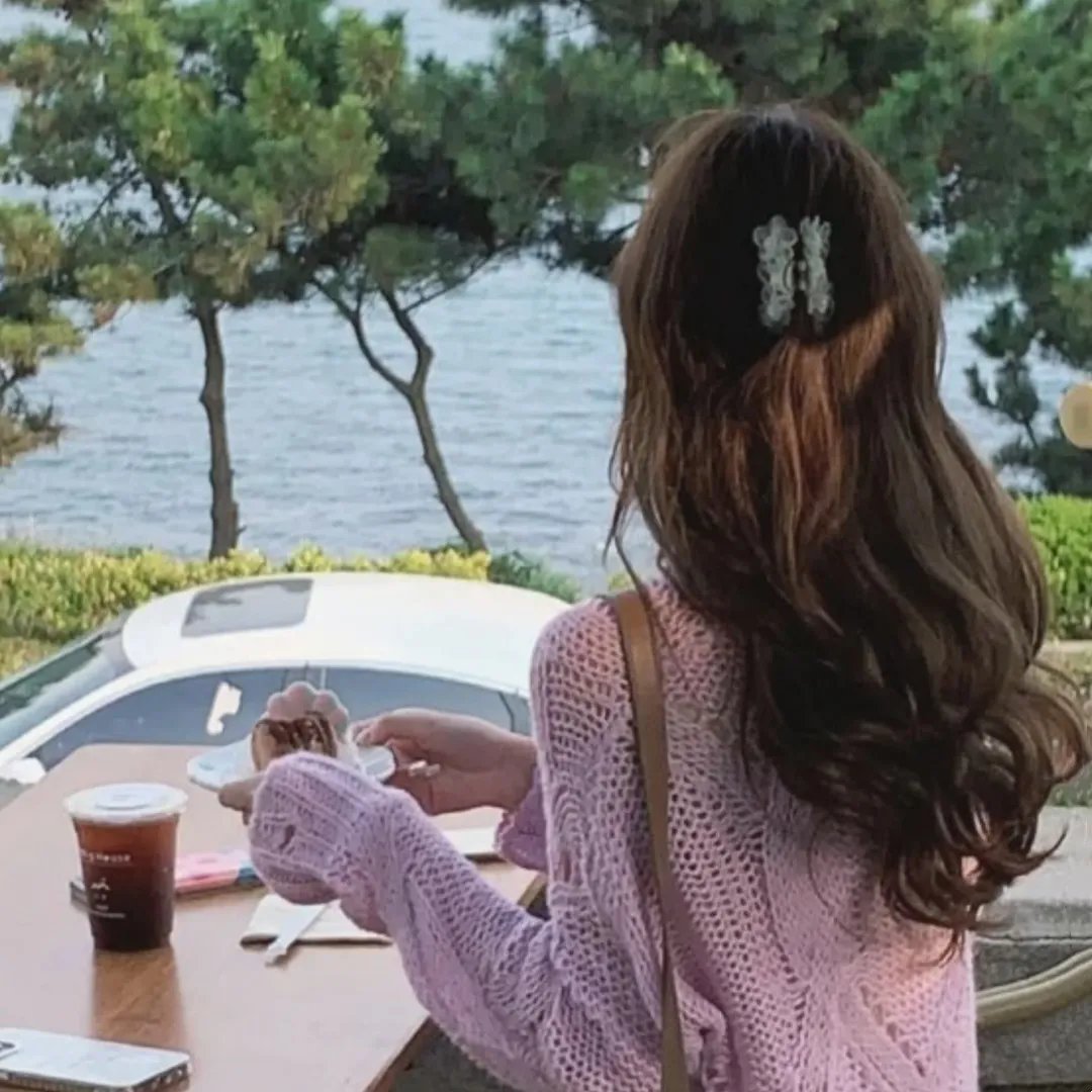 人妖打排球2